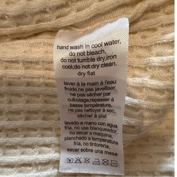 Danielle Bernstein Cropped Wrap Knit Top Tie Front Long Sleeve Cream Size M - Picture 13 of 14